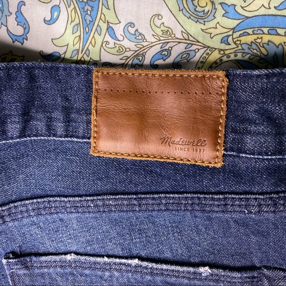 Madewell High-Rise Mid-Length Cut Off Shorts - Picture 5 of 12